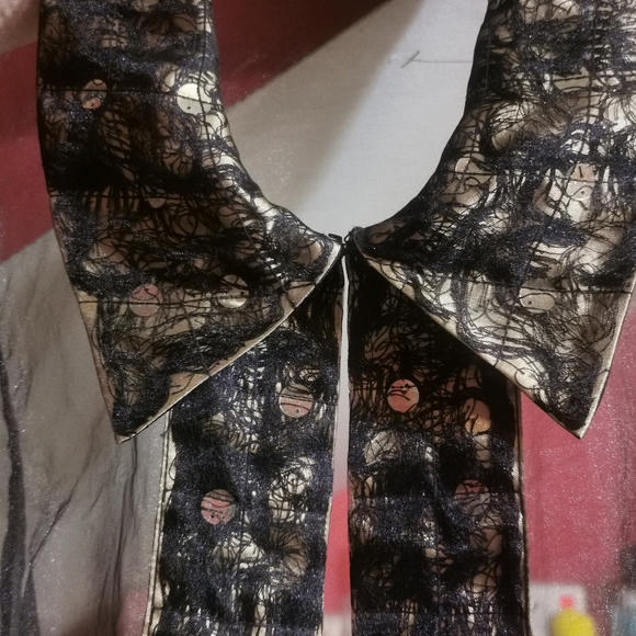 Simon Chang sheer blouse size a4 - Picture 3 of 5